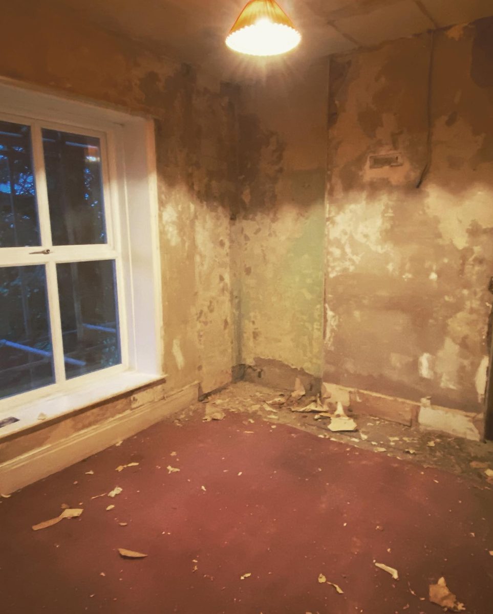 The bathroom stripped back and other demolition shots (6/10)