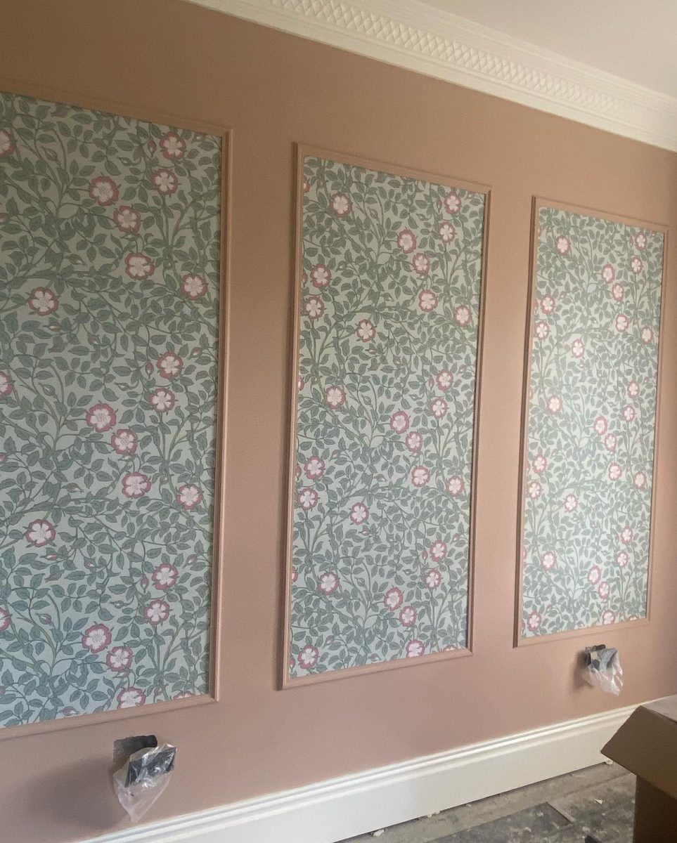 The master bedroom panels and Sweet Briar wallpaper (3/3)