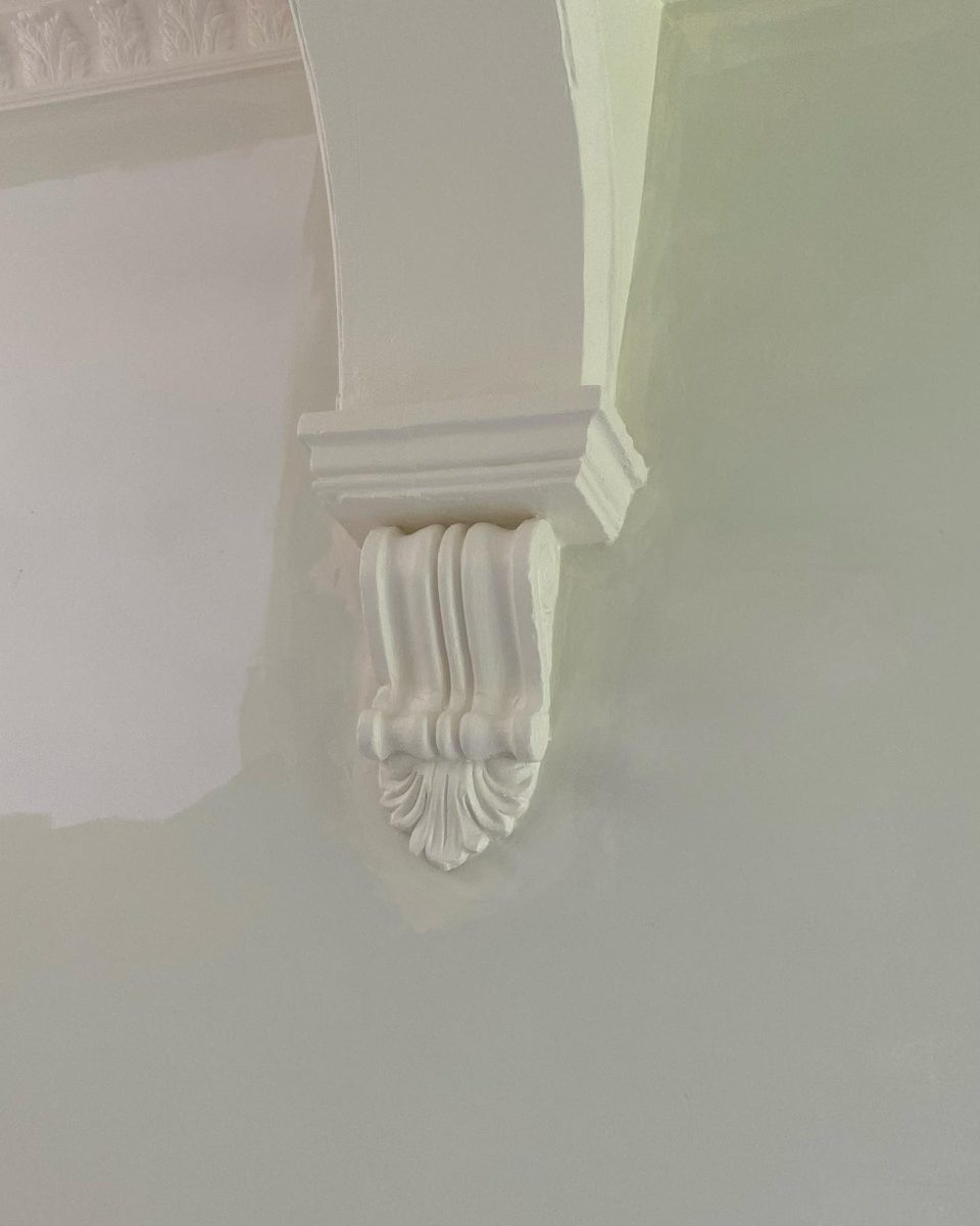 The landing and hall painted (3/3)